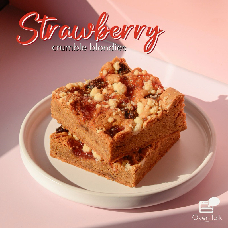 Strawberry Crumble Blondie ขนาด 3x3 นิ้ว | Oven Talk