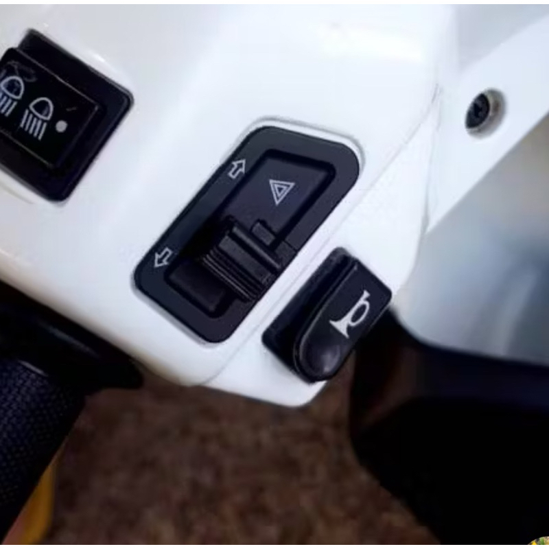 สวิทช์ไฟเลี้ยว ผ่าหมาก Click Icon Airblade Wave **มีตัวเลือก** สี่เหลี่ยมคางหมู ของแต่ง มอเตอร์ไซค์ ราคา ถูกที่สุด ดีลบีเคเค แกลเลอรีภาพที่ 5