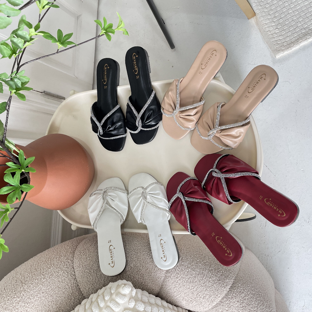 *ขายดี* Sharisa Shoes รุ่น EDEN (004) รองเท้าแตะหน้าโบว์แต่งเพชร พื้นนิ่ม เก็บหน้าเท้าได้ดี (แนะนำบวกเพิ่ม 1 ไซส์) ส่งไว