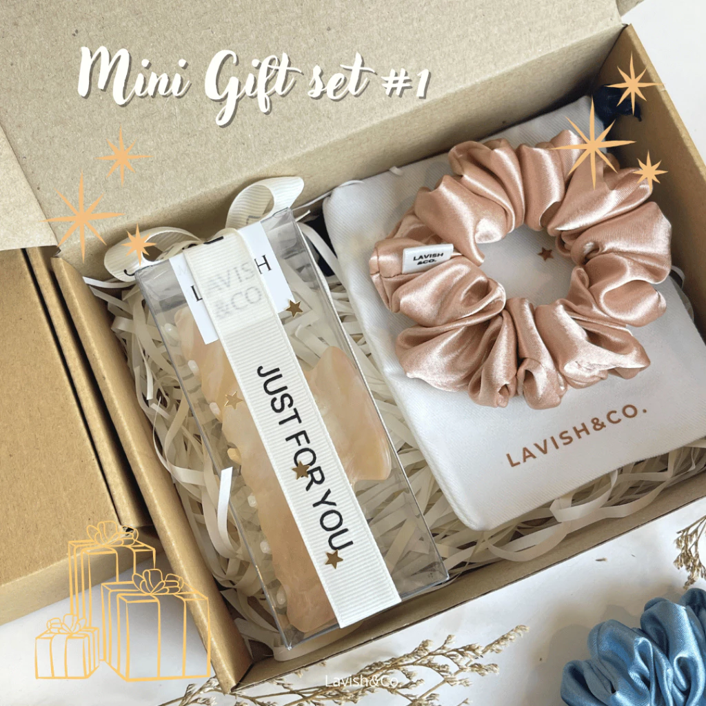 [พร้อมส่ง] MINI Gift set #1 กิ๊ฟหนีบผม เปลี่ยนสี 11 CM +Scrunchies 11*11 CM ฟรีติดชื่อ+การ์ด+ถุงผ้า+กล่องครบเซต