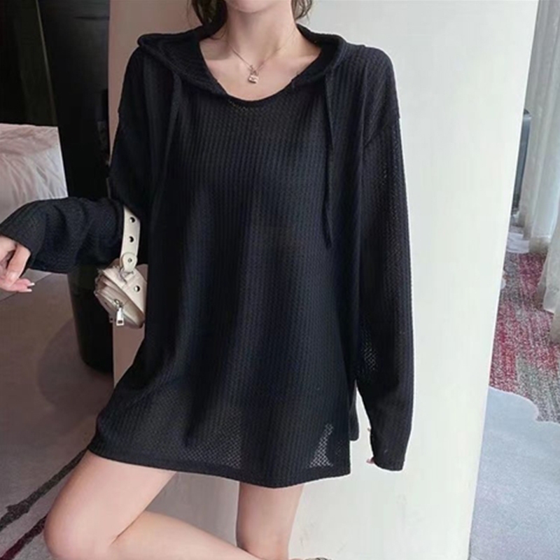 แนะนำ เสื้อแฟชั่นงานมาใหม่ ดีเทลเริ่ดมาก เป็นงานแขนยาวมีฮู้ด ผ้านิ่ม ใส่สบาย ชอบสีไหนต้องรีบจัด อยากมีก่อนใครกดสั่งเล้ย