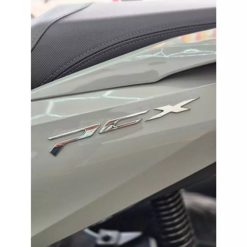 สติ๊กเกอร์ติดทับโลโก้ PCX160 (2021-2025)เลือกปีได้ thumbnail 3