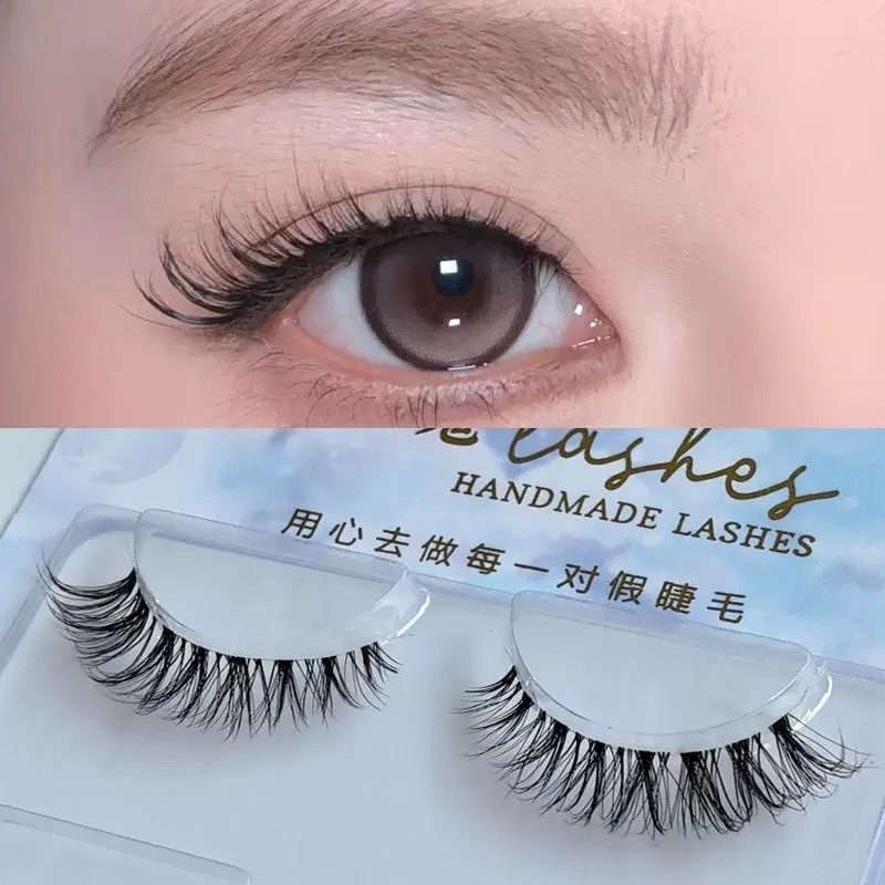 ขนตาปลอม รุ่น FLORIE ขนตาปลอม 3D ความยาว 12 mm. ยาวนุ่ม ไม่แข็ง เป็นธรรมชาติ ขนตาปลอมแกนเอ็นใส
