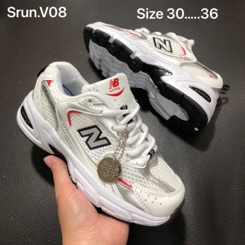 รองเท้าผ้าใบของเด็กมีสินค้าพร้อมส่งงานสวยคุณภาพดีนิ่มใส่สบาย