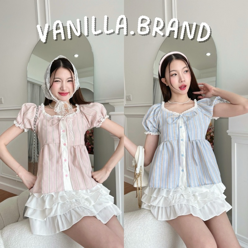 เสื้อแขนตุ๊กตา แต่งลูกไม้รอบคอและแขน -ttm / VB0508