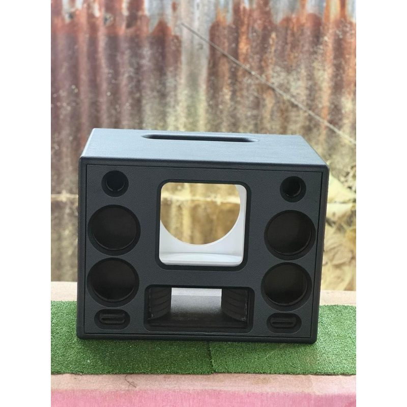 ตู้เปล่าหุ้ม หนัง 10 นิ้ว DM กลาง4”4 แหลม 3“2