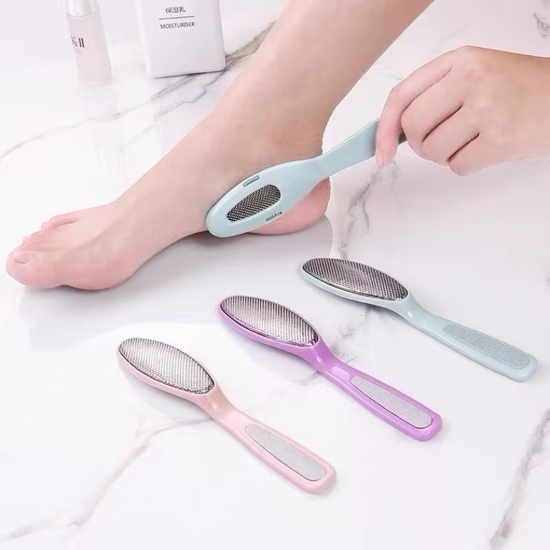 ที่ขัดเท้า ขจัดผิวที่ตายแล้ว ลดส้นเท้าแตกกร้าน เท้าแตก 2in1 (พร้อมส่ง)