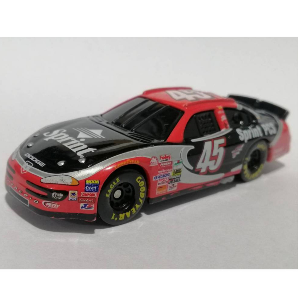 โมเดลรถ NASCAR Kyle Petty Sprint No.45 Race Car Dodge Scale1:64 No Package