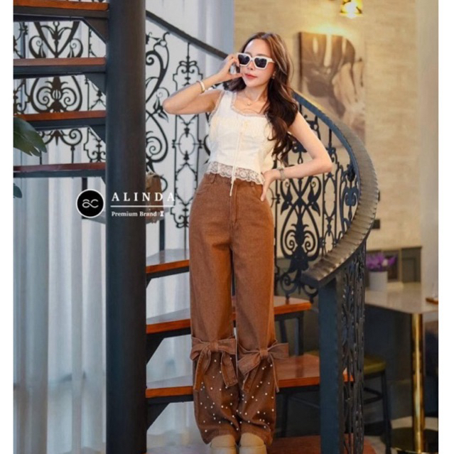 งานป้าย Alinda มือ1 Sz.M • พร้อมส่ง ชุดเซ็ตยีนส์แต่งโบว์ น่ารักมาก