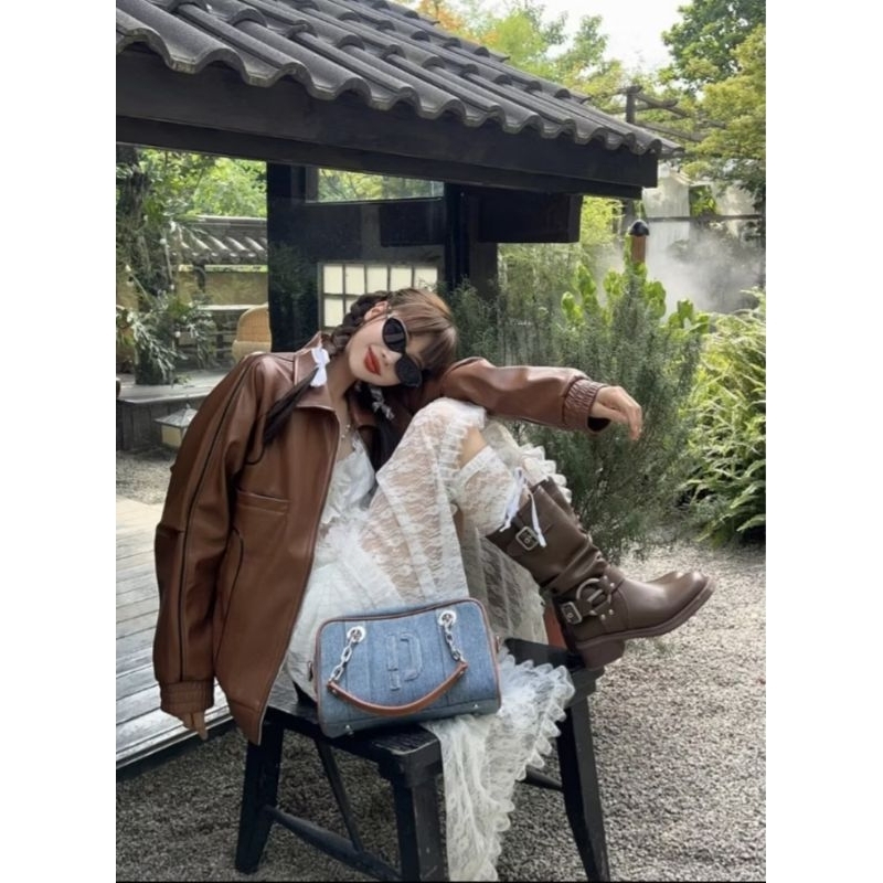 (พร้อมส่ง=ดำ:SZ35,36,37,38),(SZ.อื่นๆพรี=ส่งได้ 28/05/68) -25%(เก็บโค้ด) รองเท้าบูทยาว ติดแกรม.