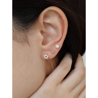 A.piece จิวแสตนเลส เซ็ตจิว [stainless steel] Pearl flower piercing set (5 ชิ้น)