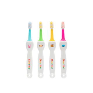 Dentfine - แปรงโค้งงอได้ แปรงสีฟันเด็ก ขนนุ่ม ด้ามจับซิลิโคลน สำหรับน้อง 1 ปีขึ้นไป นำเข้าจากญี่ปุ่น (สุ่มลาย)