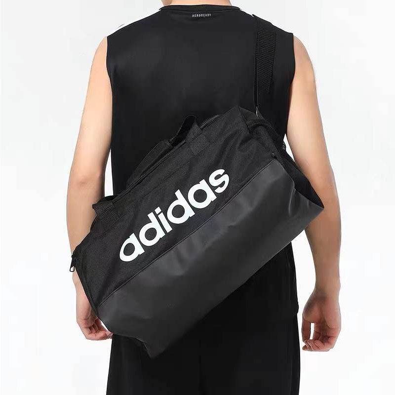 AD กระเป๋ายิม Sport bag กระเป๋าสะพายข้างเดียว