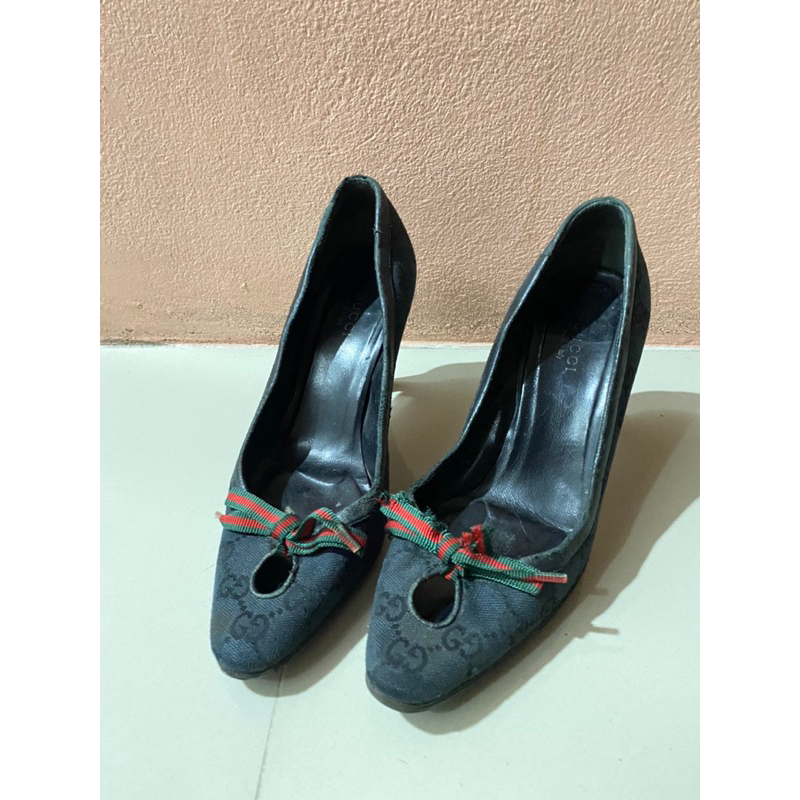 รองเท้า Gucci มือสอง