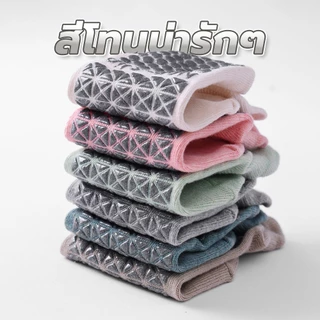 Fitness ถุงเท้าโยคะ ถุงเท้าโยคะ 35-40 Yoga Socks เว้าหลัง มีปุ่มกันลื่น ซิลิโคน ระบายอากาศได้ดี