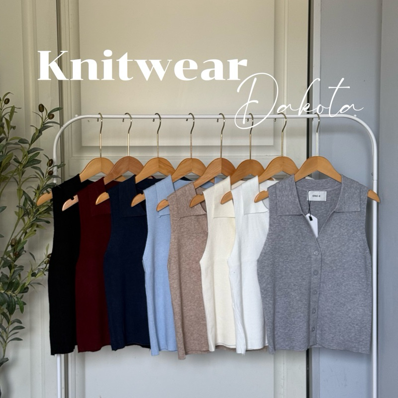 [ป้าย One K] เสื้อไหมพรมงานสวยมากแบบใหม่ล่าสุดเป็นคอปกกระดุมแกะได้ทุกเม็ดรีบหน่อยนะคะสินค้ามีไม่เยอะ