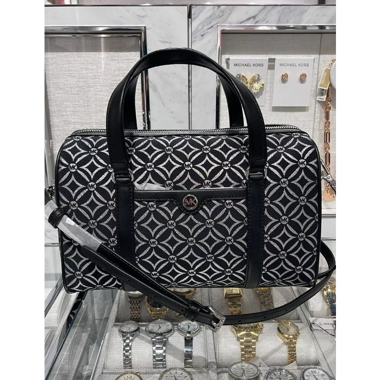 MICHAEL KORS Travel Medium Duffle Satchel หมอน