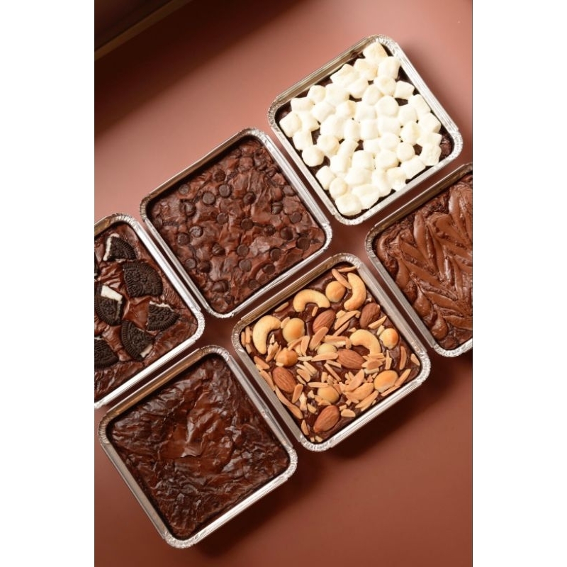 Dark chocolate brownie 10×10 cm. – no topping  – Oven Talk ราคา ถูกที่สุด ดีลบีเคเค แกลเลอรีภาพที่ 2