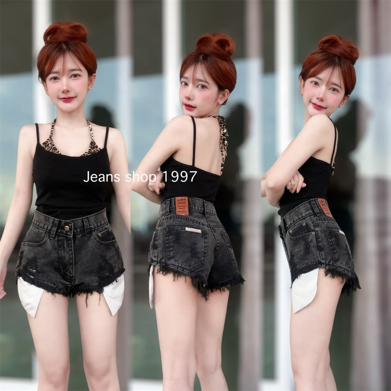 กางเกงยีนส์ขาสั้น แต่งขาดขาเจียร กระเป๋าแลบ ทรงสวยน่ารัก