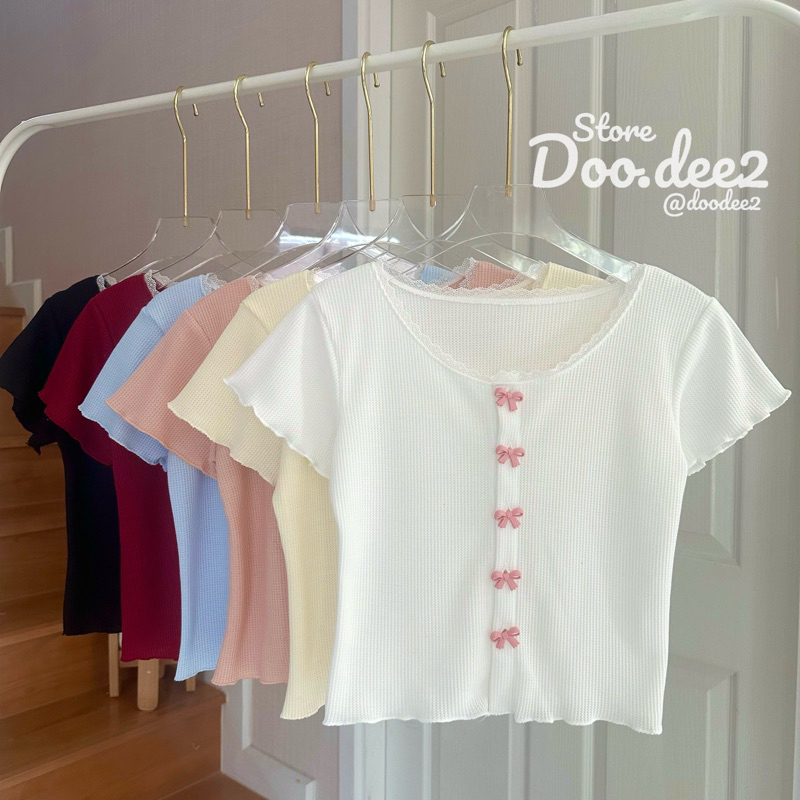 DOODEE2เสื้อแขนสั้นคอลูกไม้ กระดุมโบว์ (กระดุมแกะได้) รูปที่ 2