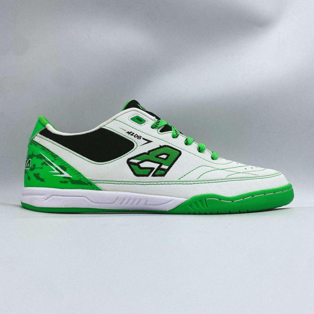 [สินค้าลิขสิทธิ์แท้100%] BREAKER  BK208  Futsal