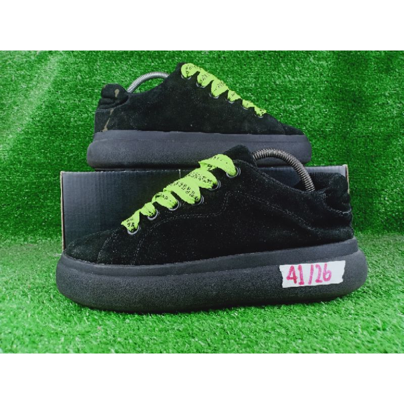 Contrasting chunky sole sneakers - Shoes - Men Bershka ทักเเชทมีส่งฟรี size 41/26 cm