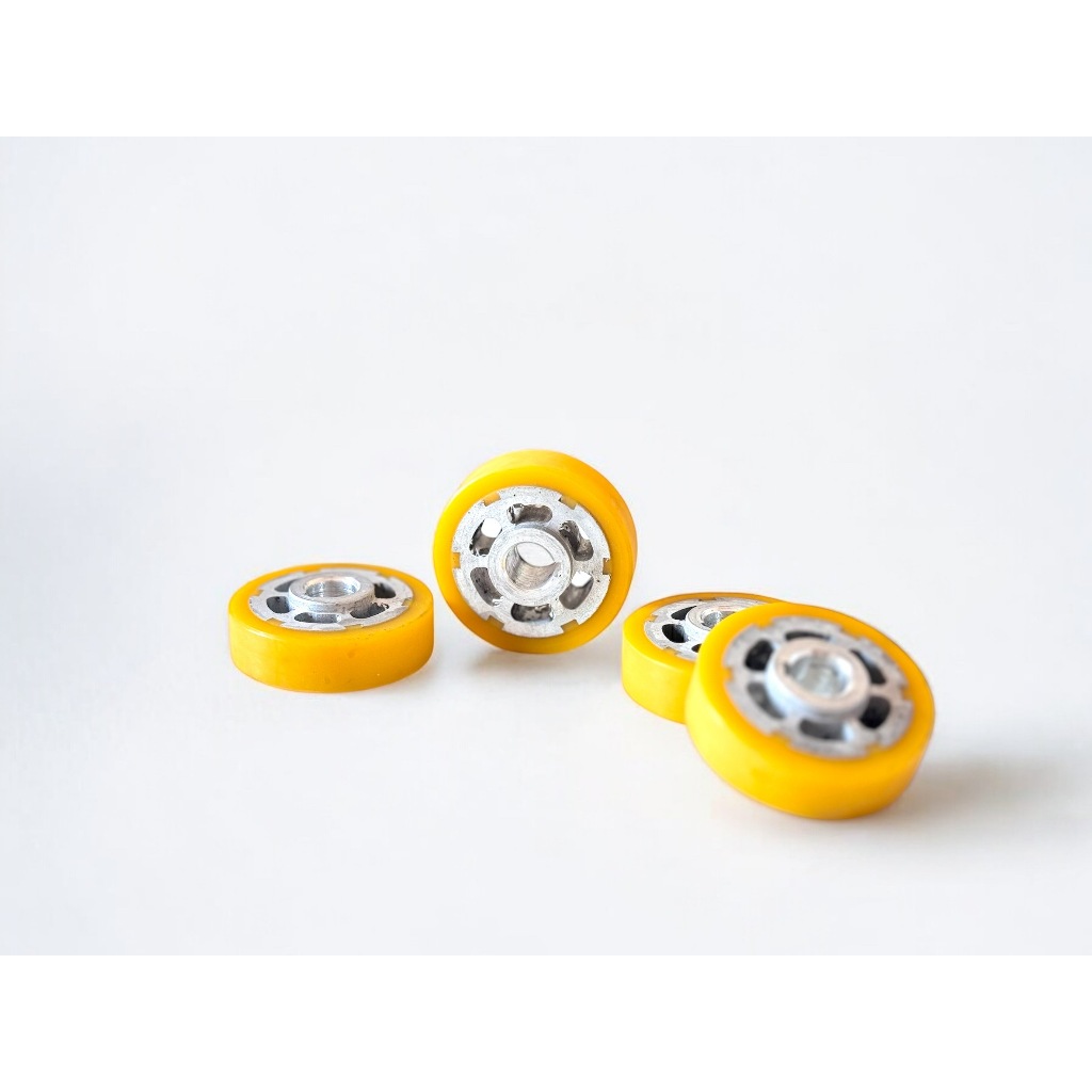 ลูกกลิ้งยางเหลือง เดือยสั้น ใช้สำหรับเครื่องซีลสายพาน #FR 750/770/800,FR900,FRM-980,FRD1000 ล้อ