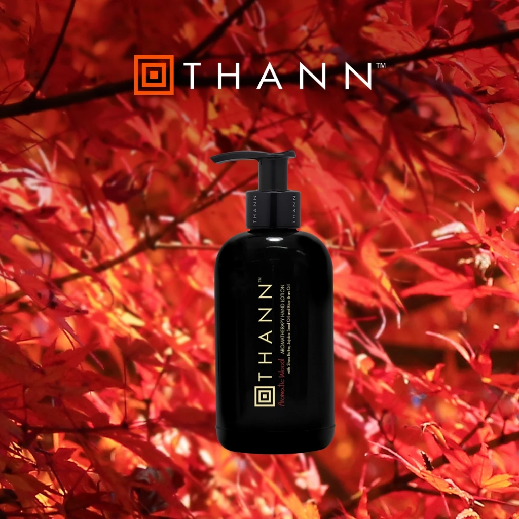 THANN Aromatic Wood Hand Lotion 250 ml บำรุงและคืนความชุ่มชื้นให้ผิว สูตรเนื้อบางเบา