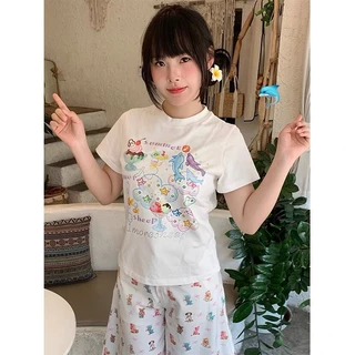 (จัดส่งตลอด 24 ชั่วโมง）Angle Official เสื้อยืดผู้หญิงฤดูร้อน ลุคหวานน่ารัก ทรงโอเวอร์ไซส์ สไตล์เกาหลี เข้ากับทุกชุด C23