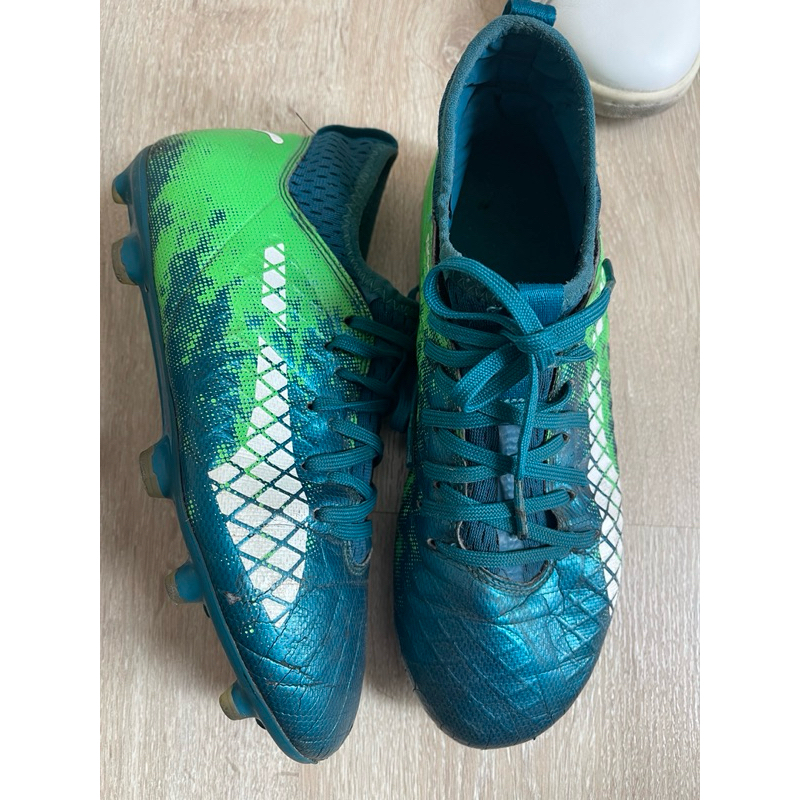 ส่งต่อรองเท้าสตั๊ดPUMAแท้