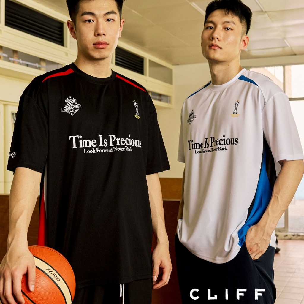 CLIFF สไตล์อเมริกันแขนสั้นชาย เสื้อยืดแห้งเร็ว เสื้อยืดแห้งเร็ว เสื้อยืดแห้งเร็ว Men clothing