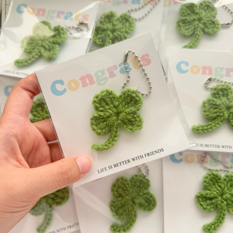 พร้อมส่ง!! 🍀พวงกุญแจใบโคลเวอร์ใหญ่!! ไหมพรมถัก ของขวัญปัจฉิม