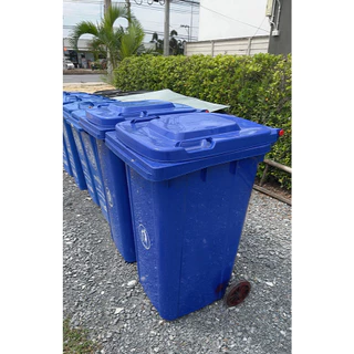 ถังขยะพลาสติกเกรดA (มีล้อทุกไซต์) ขนาด100-260L Wheelie bin ฝาเรียบ ถังขยะเทศบาล กทม. อ่านรายละเอียด