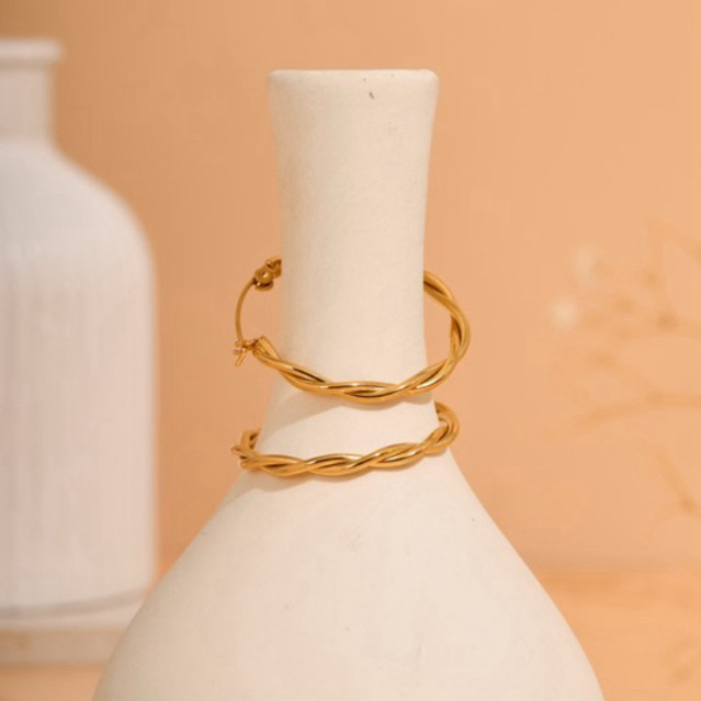 Escapism - ต่างหู Twisted hoops