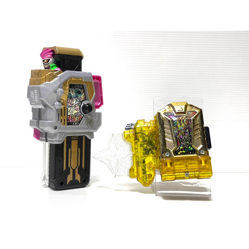 Bandai Kamen Rider Ex-aid DX Maximum Mighty X & Hyper Muteki Gashat