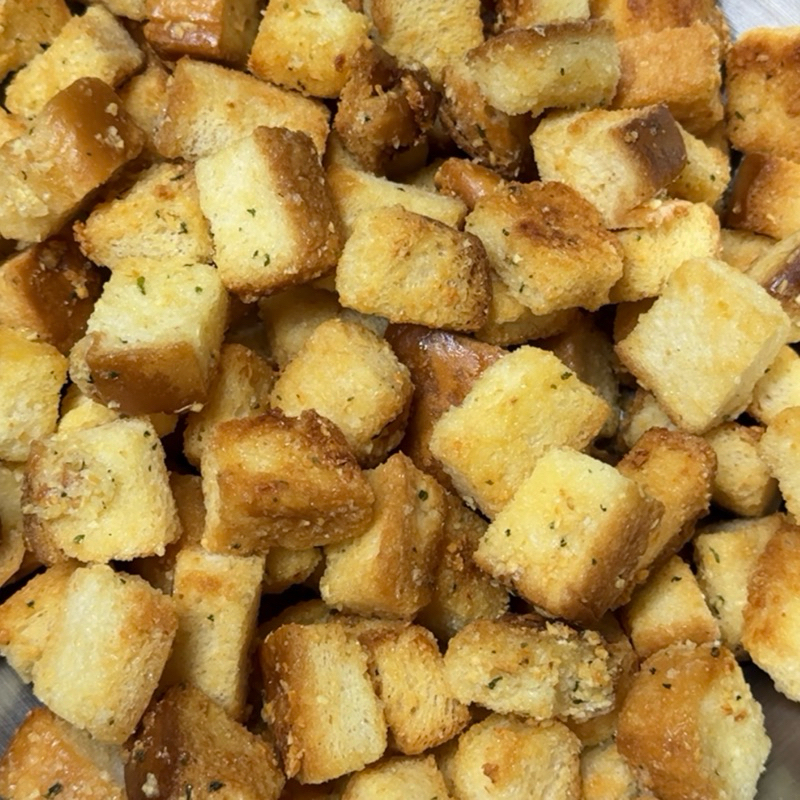 Garlic/Honey Butter Bread Bites ขนมปังกรอบเนยกระเทียม/เนยน้ำผึ้ง 120g./250g./350g.