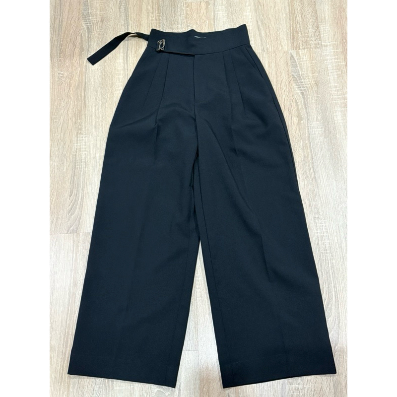 ส่งต่อ Summerry.bkk กางเกงขายาว Belt on เข็มขัด สีดำ sz. s