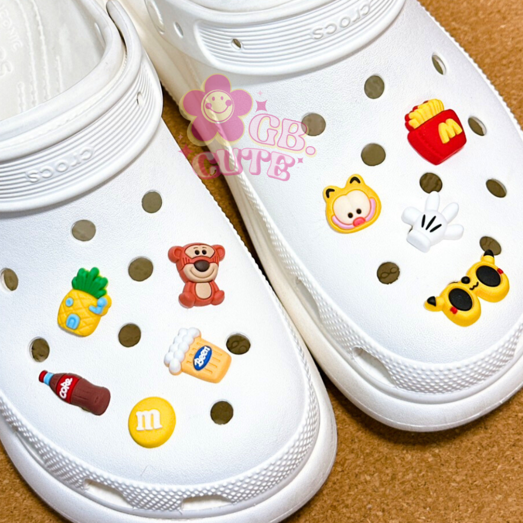 ตัวติดรองเท้า Jibbitz แบบเซ็ทลาย Little Garfield 9 ชิ้น สินค้าพร้อมส่งจากไทย จัดส่งเร็ว