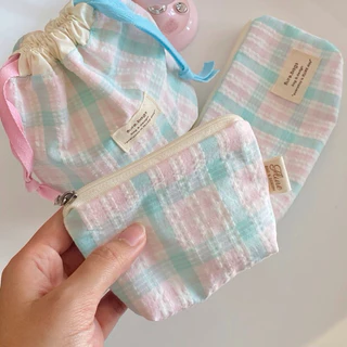 💘กระเป๋าดินสอ ถุงหูรูดสีพาสเทลน่ารักๆลายสก็อต จุของได้เยอะ รุ่น Smile Flure.bags🌼