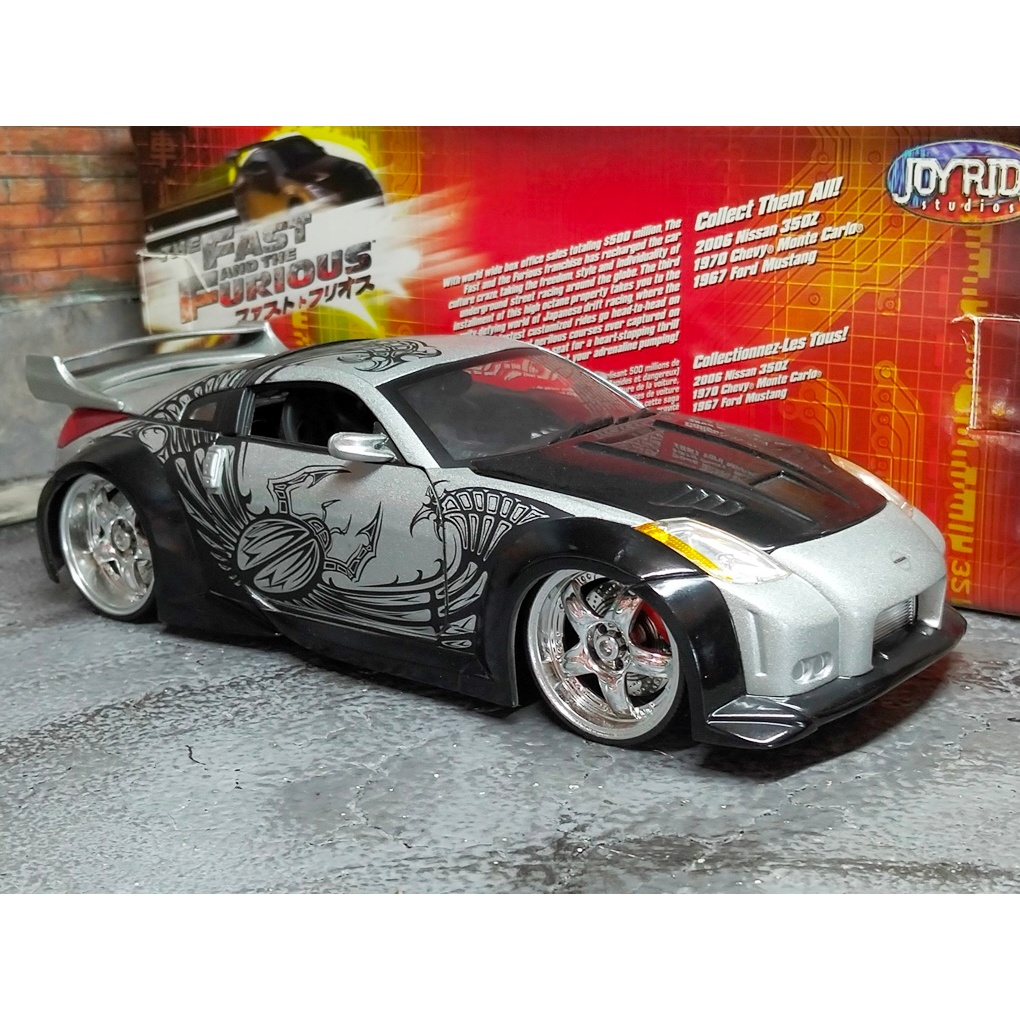 โมเดลรถ350z 1/18 โมเดลรถDK350z โมเดลรถ350z โมเดลรถ Nissan DK 350z Fast and furious มือสอง1:18 ราคา