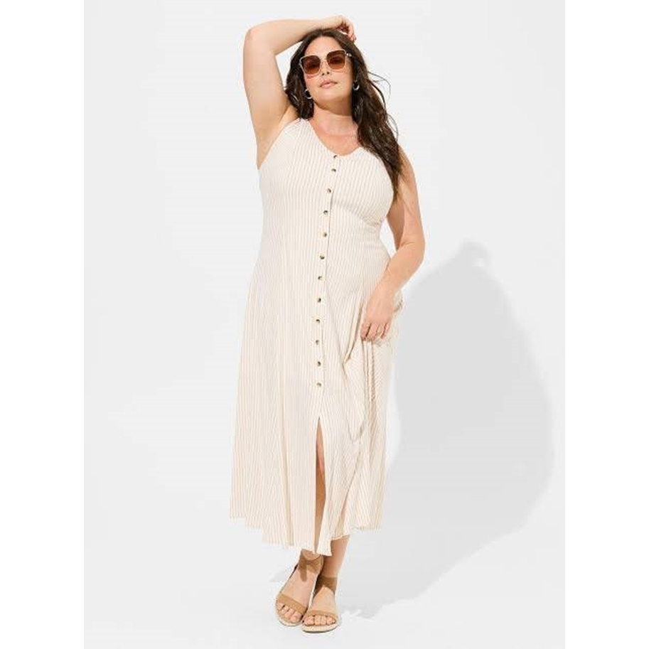 Torrid เดรสแขนกุด กระดุมยาวหน้า มีสายครอเซ็ทปรับกระชับได้ ผ้าเรย่อนสลัฟสัมผัสคล้ายลินิน ยืดได้ไม่ร้อน shop฿3,050 สีStrip