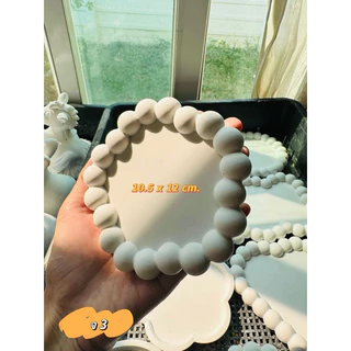 จานปูนปลาสเตอร์เปล่า 🎉ไม่มีสี ‼️งานทำมือมีร่องรอยตำหนิบ้างขอลูกค้ารับได้นะคะไม่มีผลต่อการใช้งานพร็อพสำหรับถ่ายรูปมินิมอล