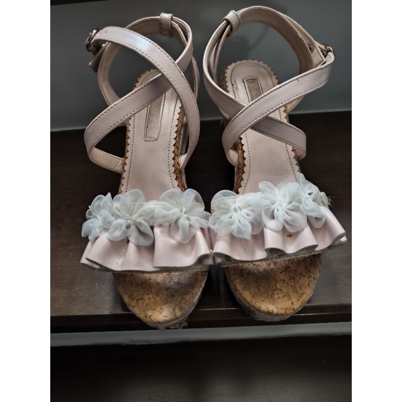 รองเท้า ญี่ปุ่น แบรน lizlisa ส้นตึกใส่สบาย สภาพใช้งานมีตำหนิลอก เปื้อน sz.m หรือ37 สูง2-3นิ้ว