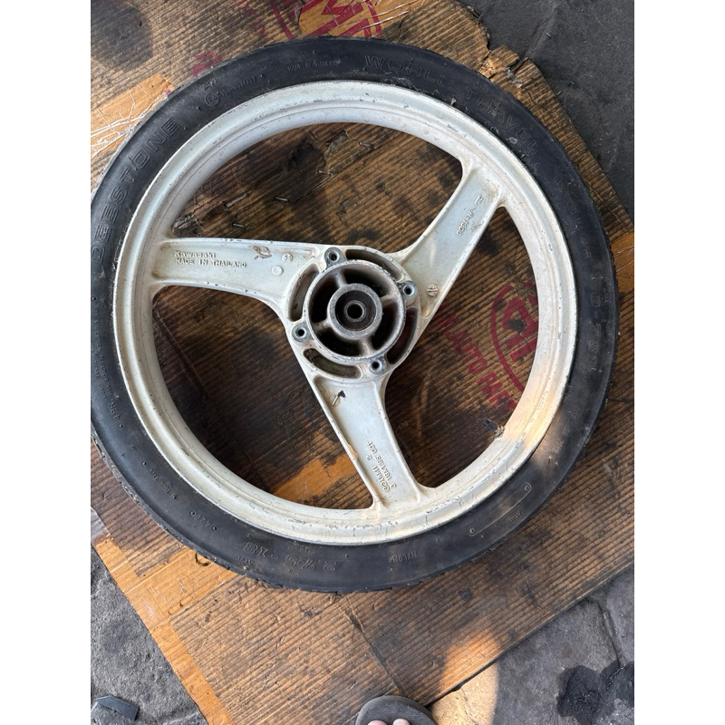 ล้อแม็คหลังKR150 แท้มือ2