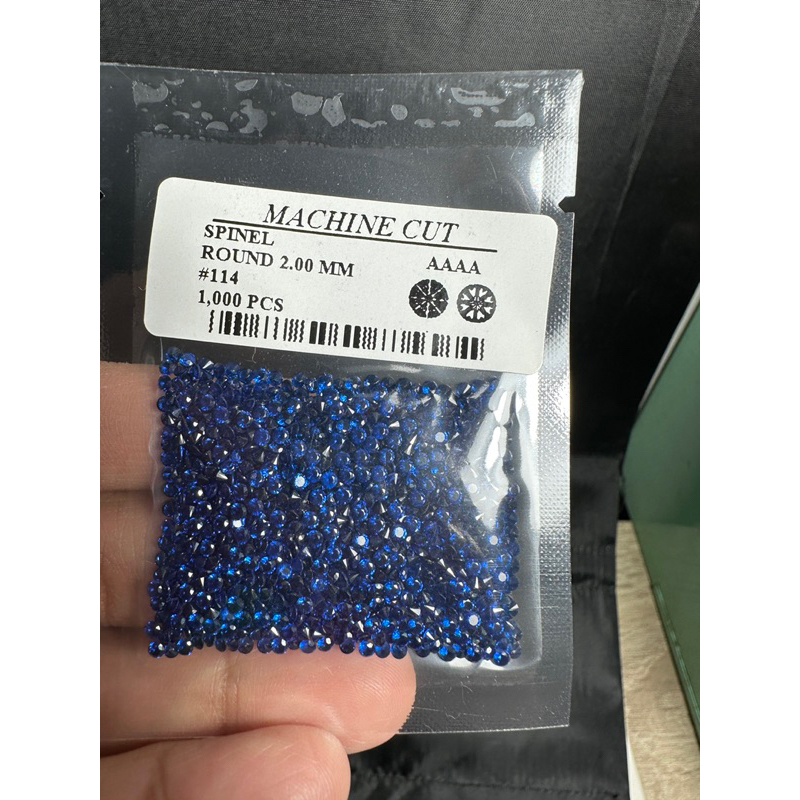 Blue Sapphire พลอยไพลิน สีน้ำเงิน( LAB ) อัญมณี…ทรงกลม 1.50  มิลลิเมตร พลอย ขนาด1.50 มิลลิเมตร( MM)( 1000 PCS เม็ด) ราคา ถูกที่สุด ดีลบีเคเค แกลเลอรีภาพที่ 4