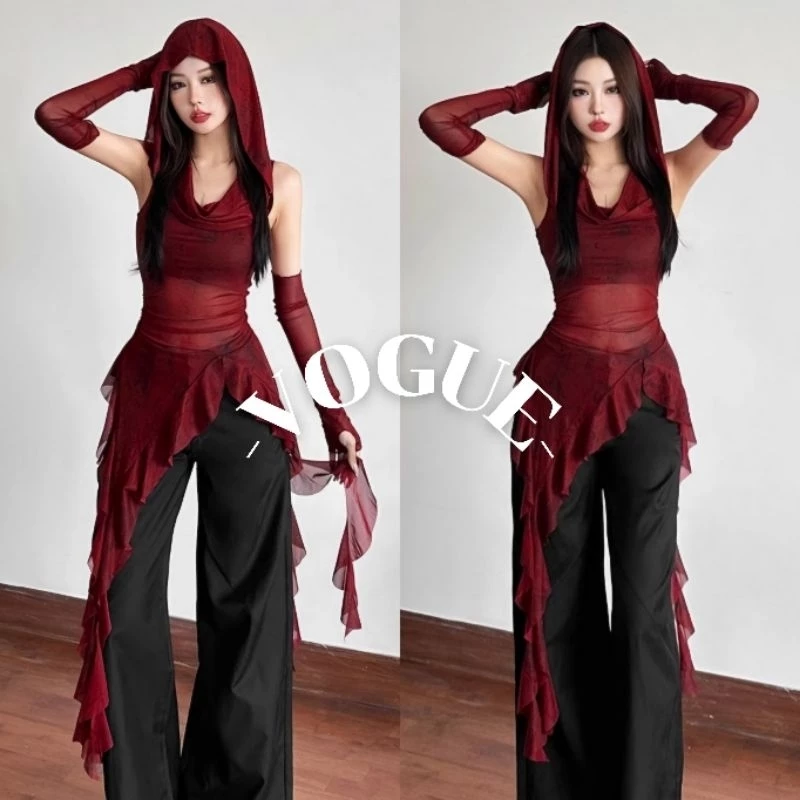 Vogue🌟พร้อมส่ง🌟 เดรส ฮูดดี้ผ้าซี่ทรู สีแดง แถมปลอกแขน ใส่สบาย (FY2801#1)