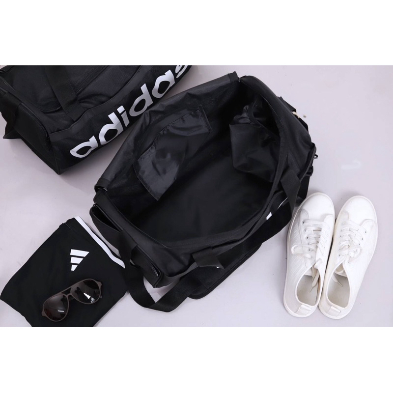 กระเป๋ากีฬา traing Adidas Duffle Bag Essentials (HT4742)