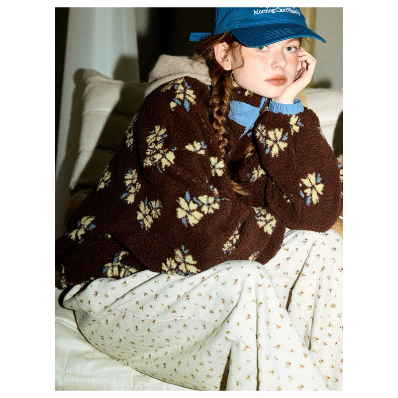 [Pre-order] Odd Maker Floral Sherpa Fleece Jacket เสื้อแจ็คเก็ตฟลีซลายดอกไม้สีน้ำตาล