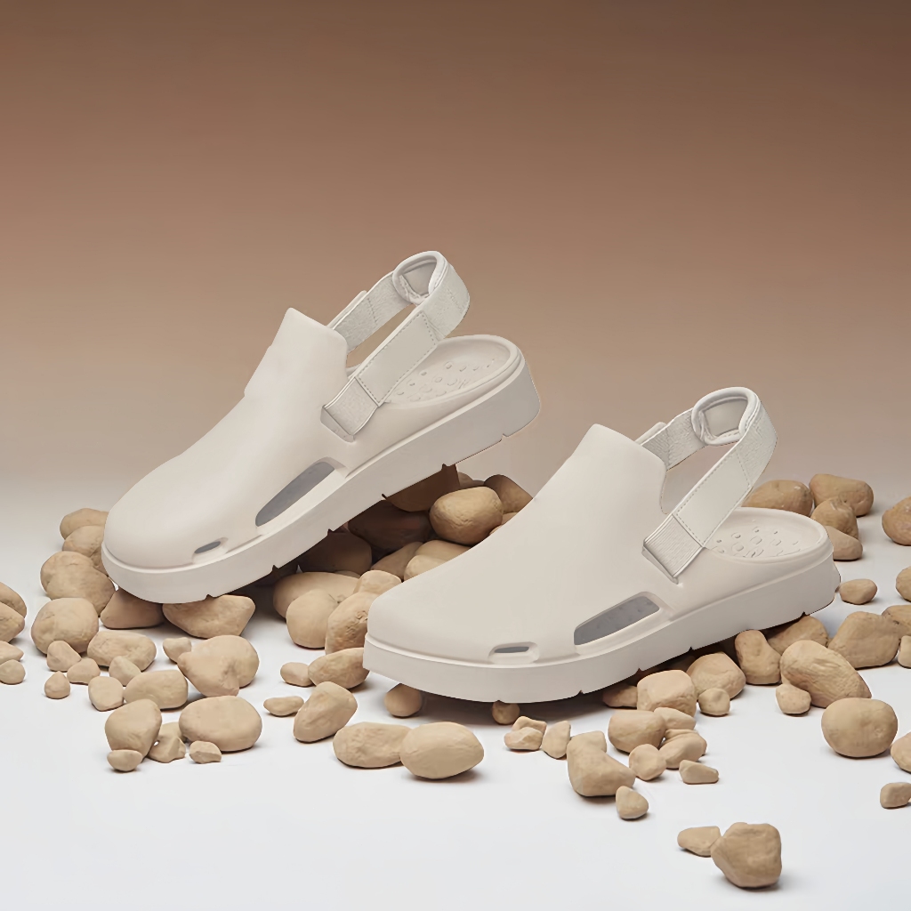 สำหรับผู้หญิง​รองเท้าแตะรองเท้านุ่มรองเท้าแตะนุ่มกันลื่นแฟชั่นทันสมัยเสริมความสู