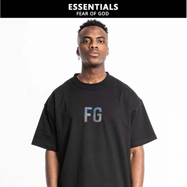 『ESSENTIALS』เสื้อ FEAR OF GOD ESSENTIALS  เสื้อยืดแขนสั้นตัวอักษร FG ฤดูกาลที่ 6 ของ